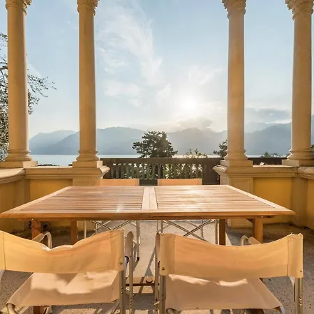Gelmi Front Villa Malcesine