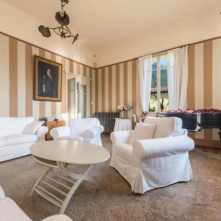 Villa Gelmi Front