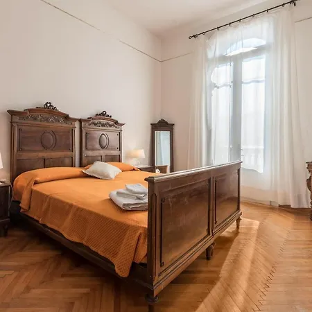 Gelmi Front Villa